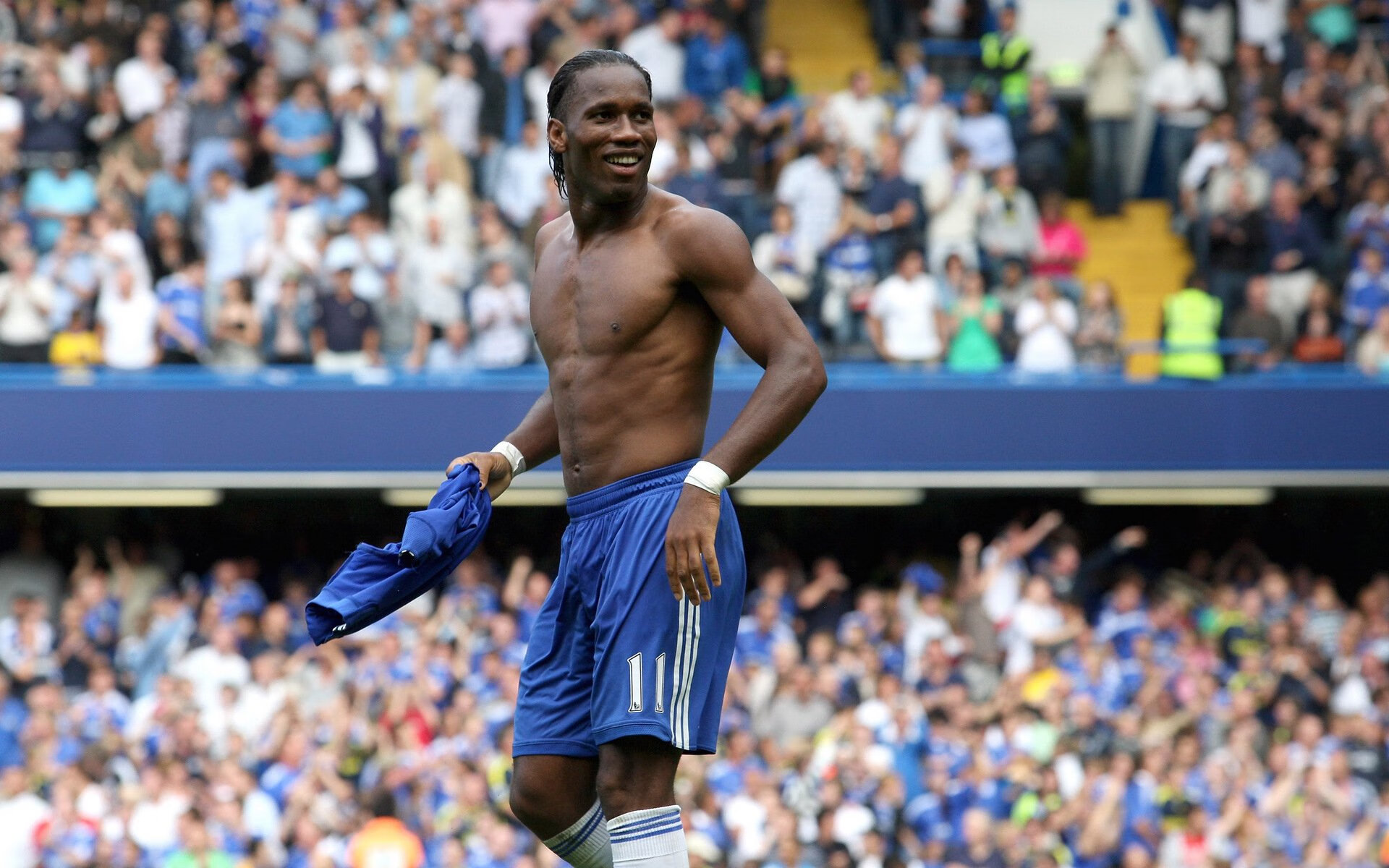 《电竞行业的“热门职业”：从主播到场馆管理》，电竞主播在哪里工作