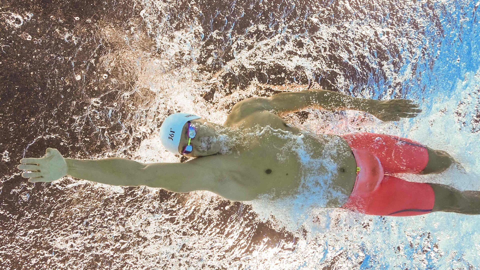 【冠军训练】丁俊晖：提升母球控制的核心技巧，丁俊晖和母亲